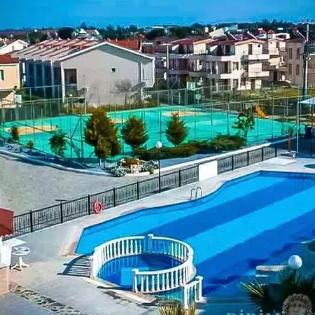 Rezervasyon Yapma Tesisi Kiralik Degil Apartament Didim